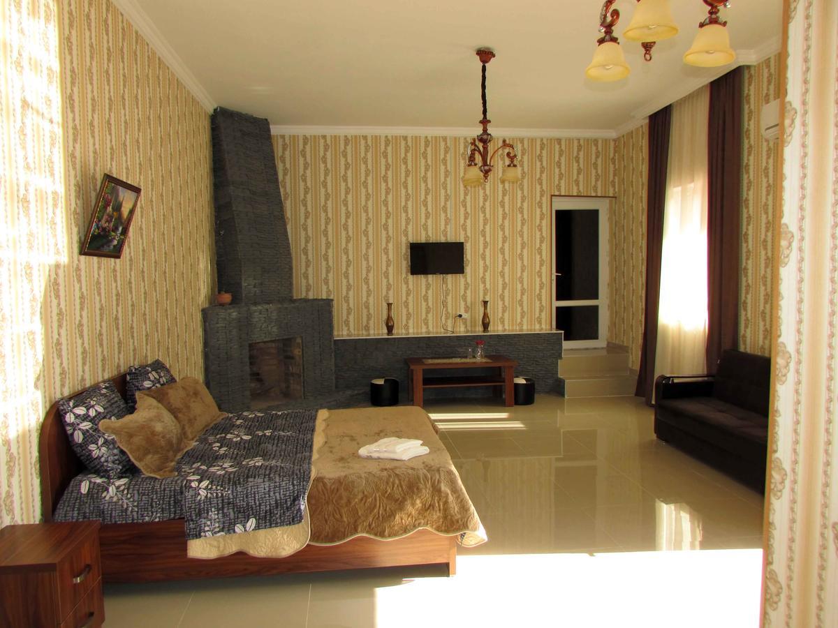 Hotel Gold Tbilisi Esterno foto