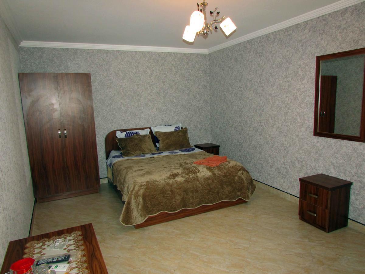 Hotel Gold Tbilisi Esterno foto